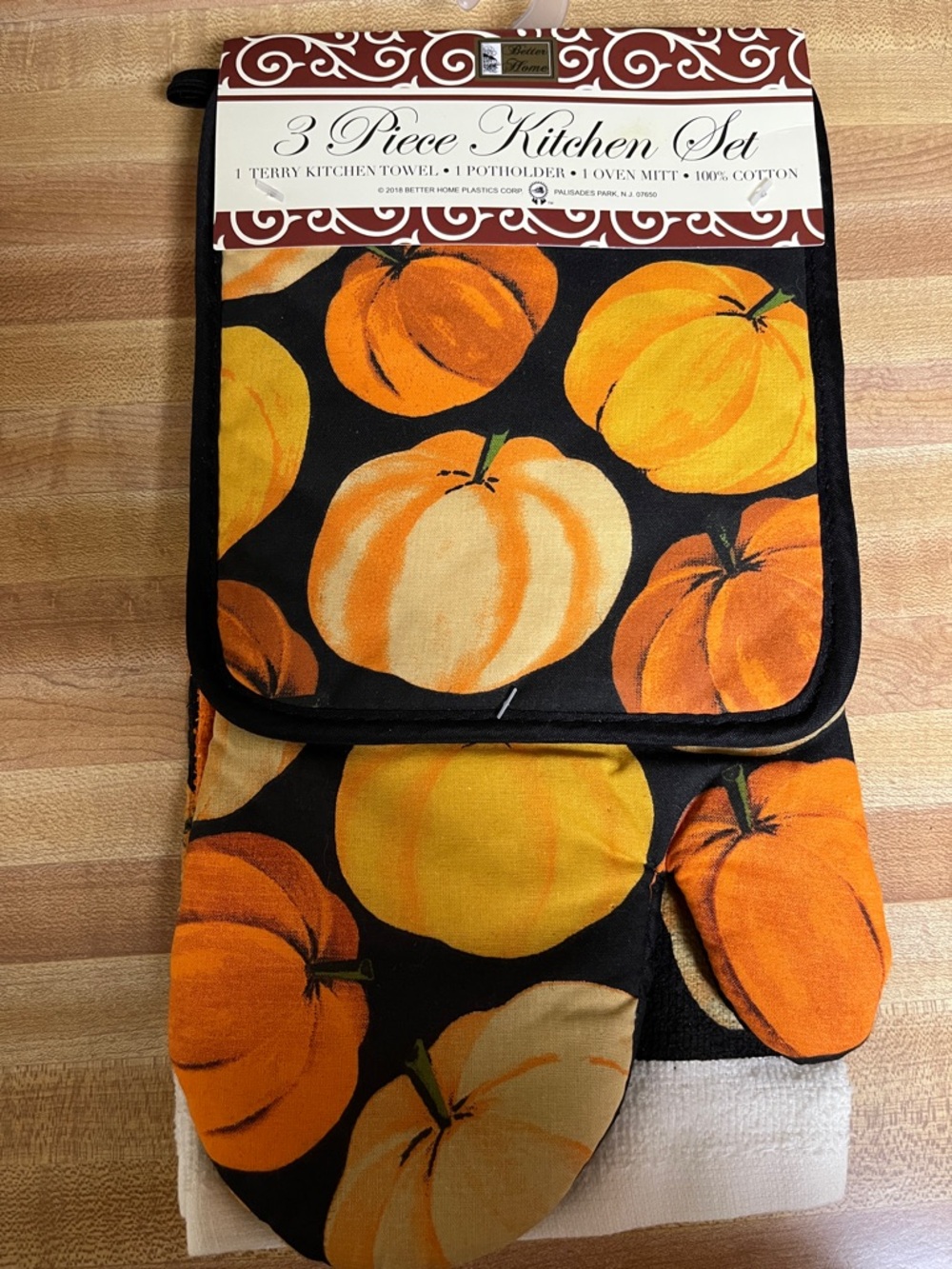 Harvest Pumpkin 3-Piece Kitchen Set - Orange/Black - Better Homes And Gardens